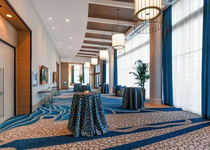Wyndham Grand Clearwater 4*