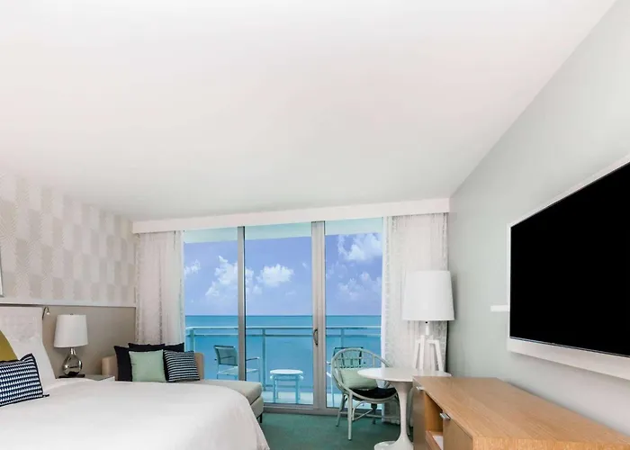 Wyndham Grand Clearwater Resort Clearwater Beach