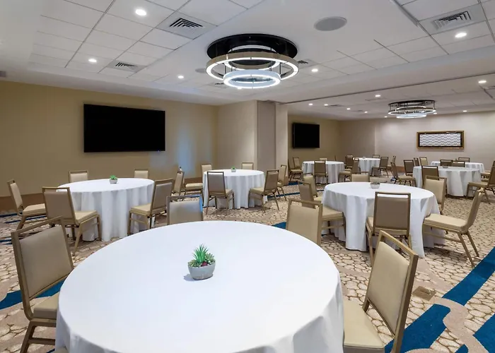 Resort Wyndham Grand Clearwater 4*