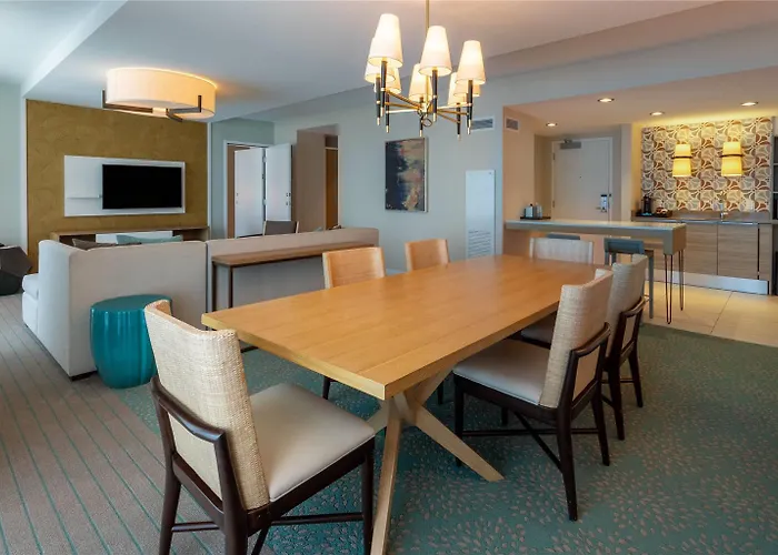Wyndham Grand Clearwater 4*